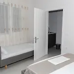 Ostria * Sarandë