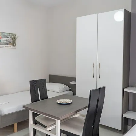 Ostria Saranda