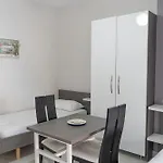 Ostria סרנדה