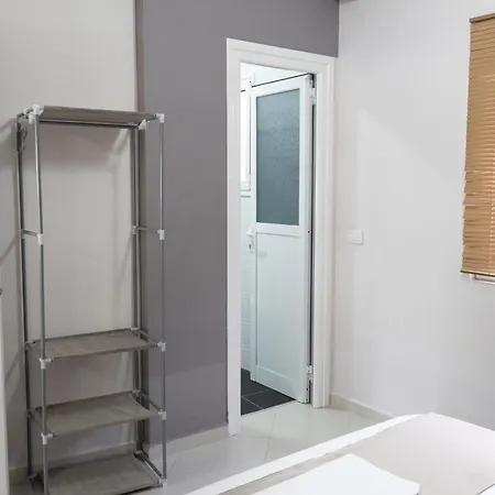 Ostria Apartment *