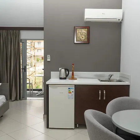 Ostria Apartment