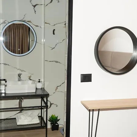 Ostria Apartamento Sarandë