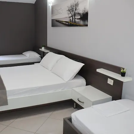 아파트 Ostria Sarandë